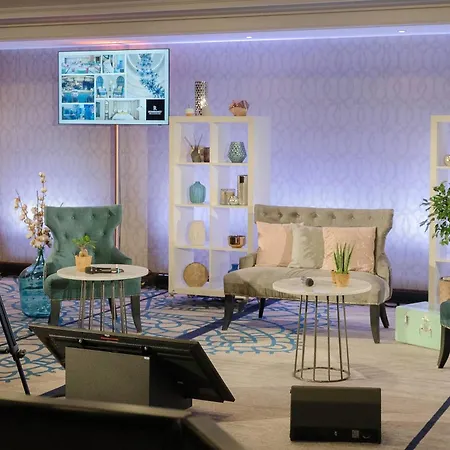 Renaissance Paris La Defense 4* Puteaux