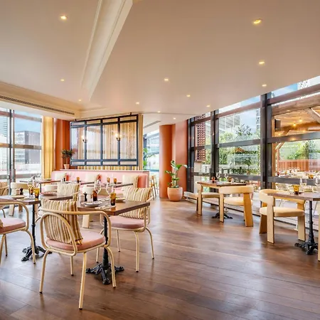 Renaissance Paris La Defense Hotel Puteaux