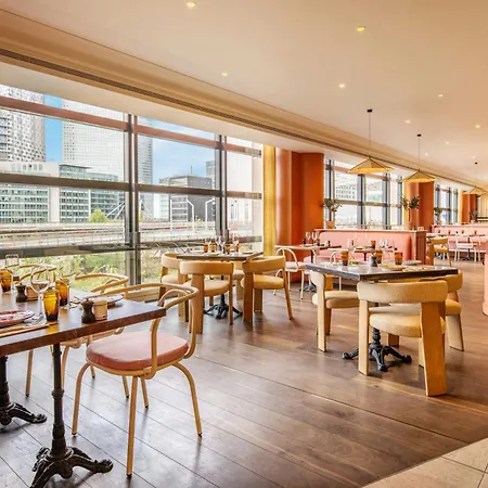 Hotel Renaissance Paris La Defense Puteaux