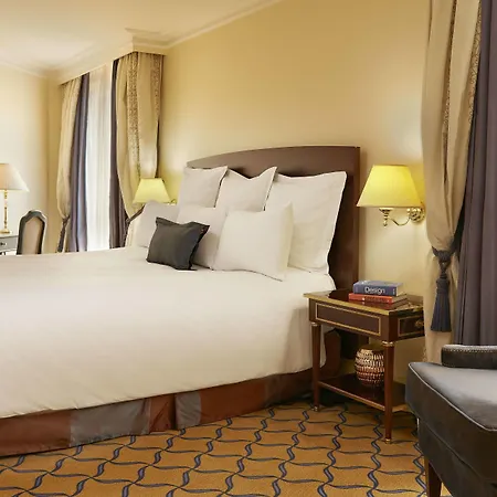 Renaissance Paris La Defense 4* Puteaux