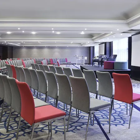 Renaissance Paris La Defense Hotel Puteaux