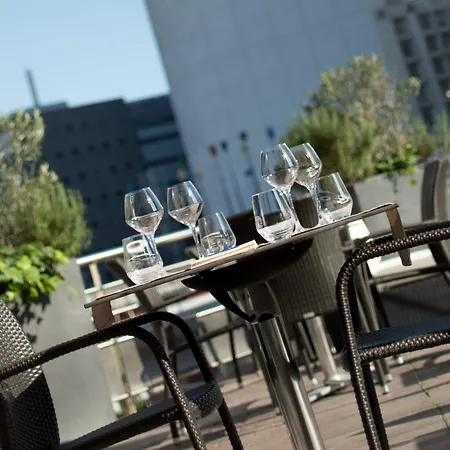 Hotel Renaissance Paris La Defense Puteaux