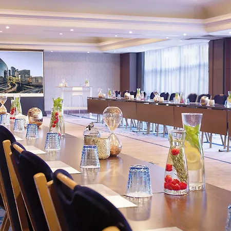 Renaissance Paris La Defense Hotel Puteaux