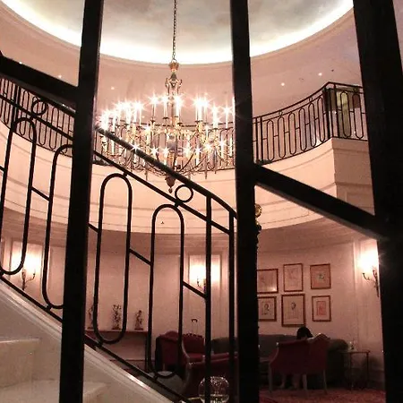 Renaissance Paris La Defense Hotel