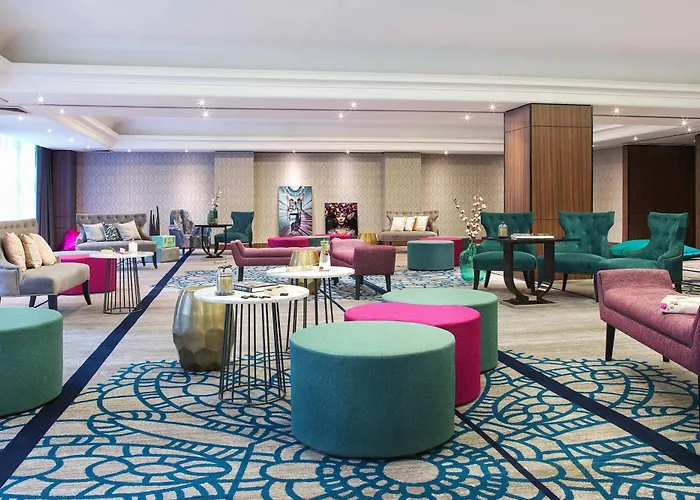 ホテル ルネッサンス パリ ラ デファンス