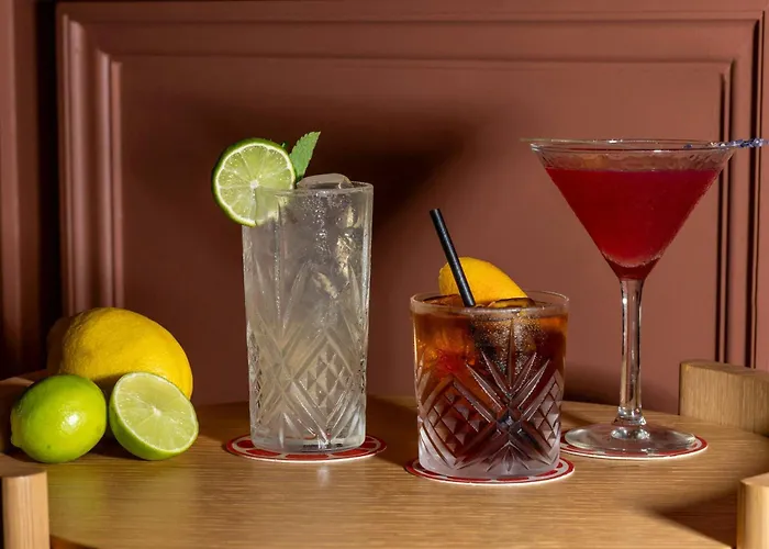 ルネッサンス パリ ラ デファンス 4*