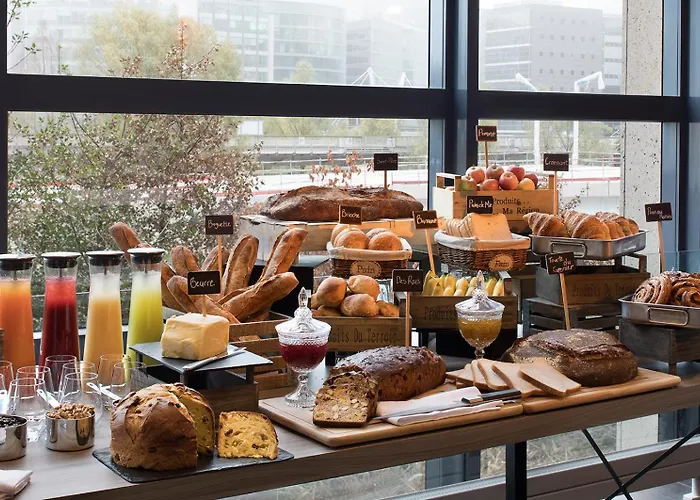 ホテル ルネッサンス パリ ラ デファンス