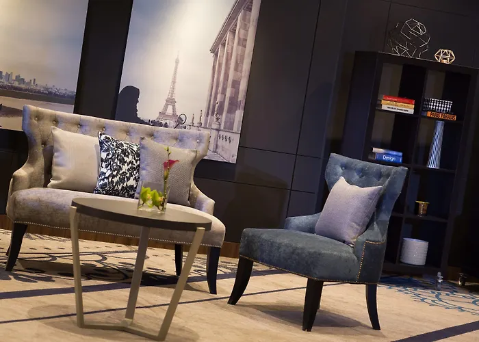 ルネッサンス パリ ラ デファンス