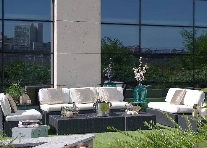 ホテル ルネッサンス パリ ラ デファンス